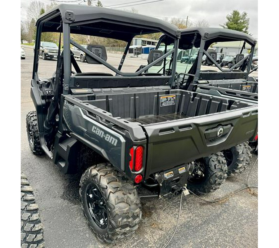 2024 Can-Am Defender XT HD7