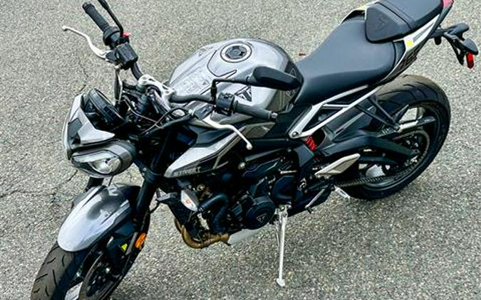 2024 Triumph Street Triple 765 R