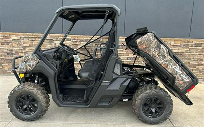 2024 Can-Am Defender XT HD7