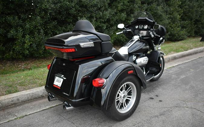 FLHTCUTG 2017 Tri Glide® Ultra