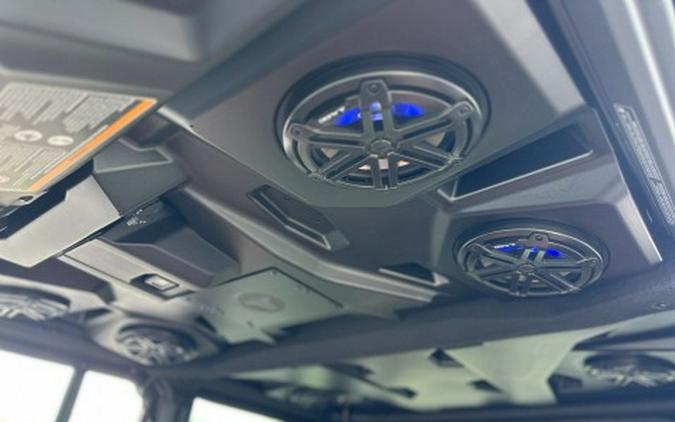 2026 Can-Am Defender MAX Lone Star CAB HD11