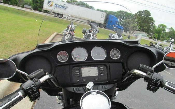 2016 Harley-Davidson FLHTCU - Electra Glide Ultra Classic