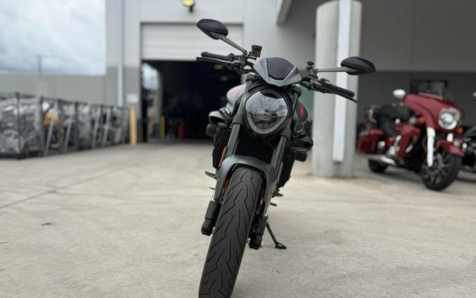 2024 Ducati MONSTER PLUS