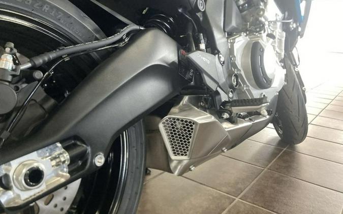 2026 CFMOTO 675 NK 675