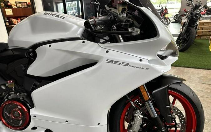 2019 Ducati 959 Panigale Arctic White Silk