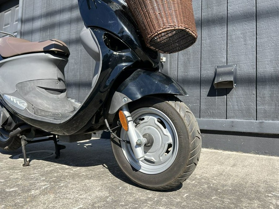 2009 Genuine Scooter Co. Buddy 125