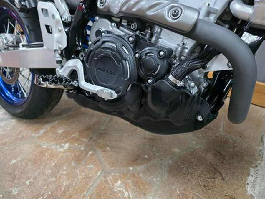 2023 Suzuki DR-Z400SM