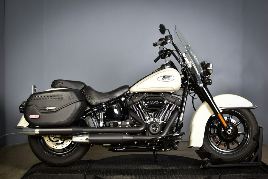 2022 Harley-Davidson Heritage Classic 114