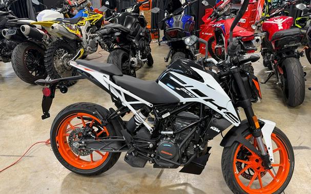 2020 KTM Duke 200