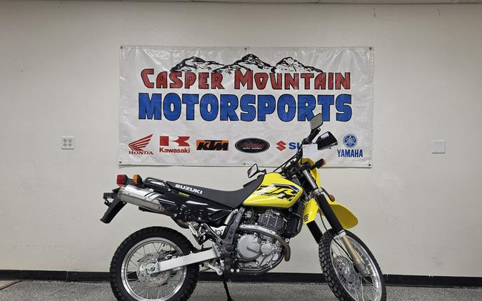 2027 Suzuki DR650SE - S0418