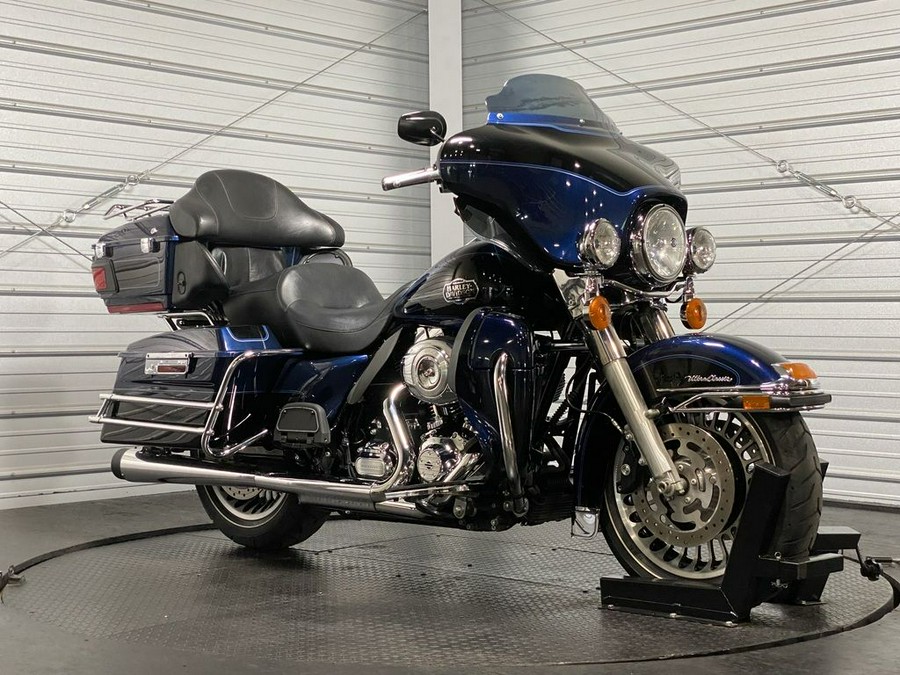 2012 Harley-Davidson® FLHTCU - Electra Glide® Ultra Classic