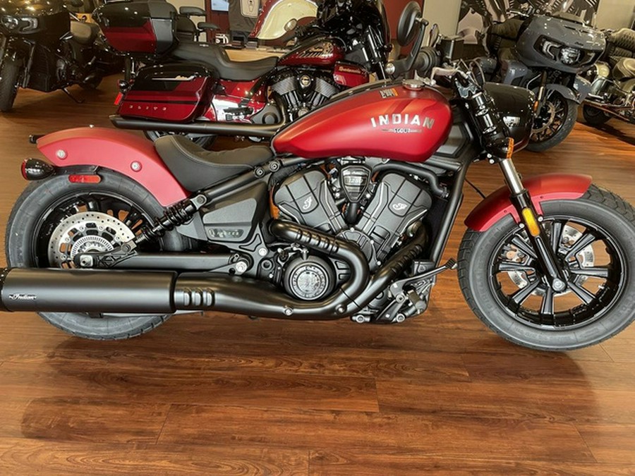 2025 Indian Scout Bobber Limited +Tech Sunset Red Smoke