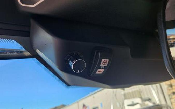 2025 Can-Am Defender Limited