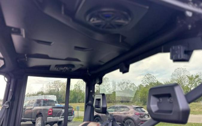 2026 Can-Am Defender MAX Lone Star CAB HD11