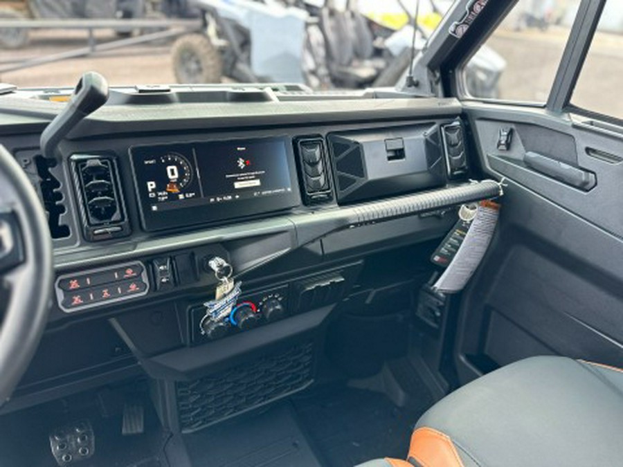 2026 Can-Am Defender MAX Lone Star CAB HD11