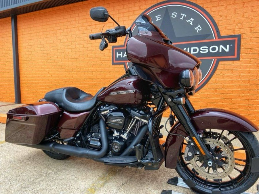 2018 Harley-Davidson® FLHXS - Street Glide® Special