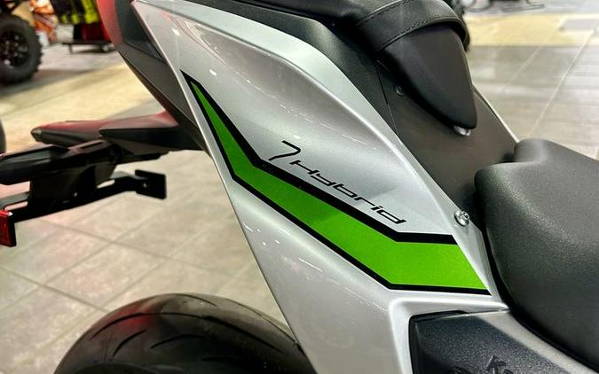 2024 Kawasaki Ninja® 7 Hybrid ABS