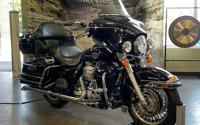 2013 Harley-Davidson FLHTCU - Electra Glide Ultra Classic