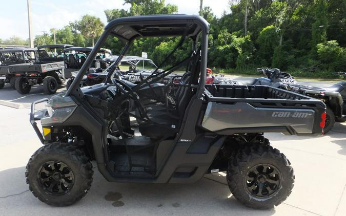 2024 Can-Am™ Defender XT HD9