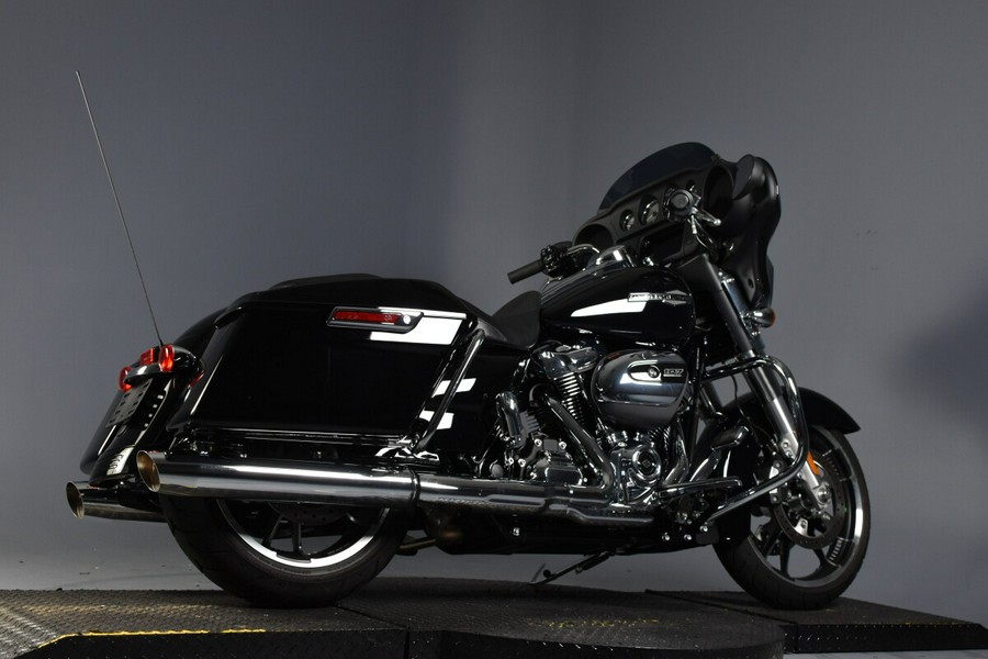 2022 Harley-Davidson Street Glide