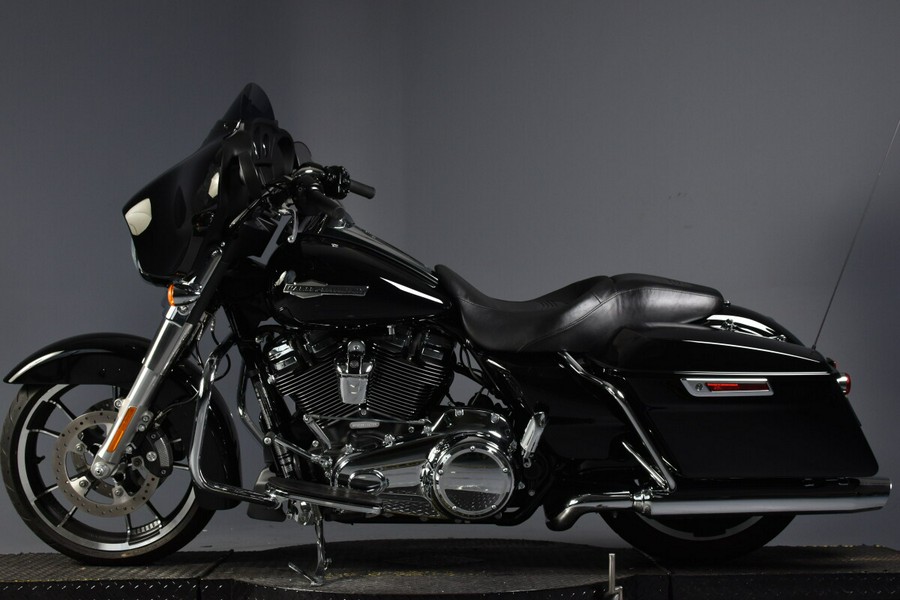 2022 Harley-Davidson Street Glide