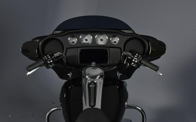 2022 Harley-Davidson Street Glide