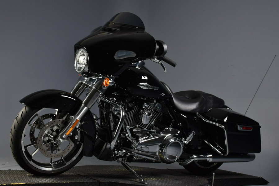 2022 Harley-Davidson Street Glide