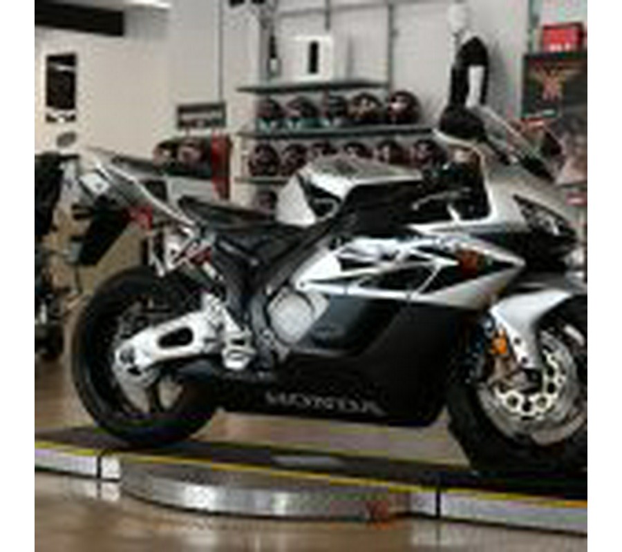 2004 Honda CBR1000RR