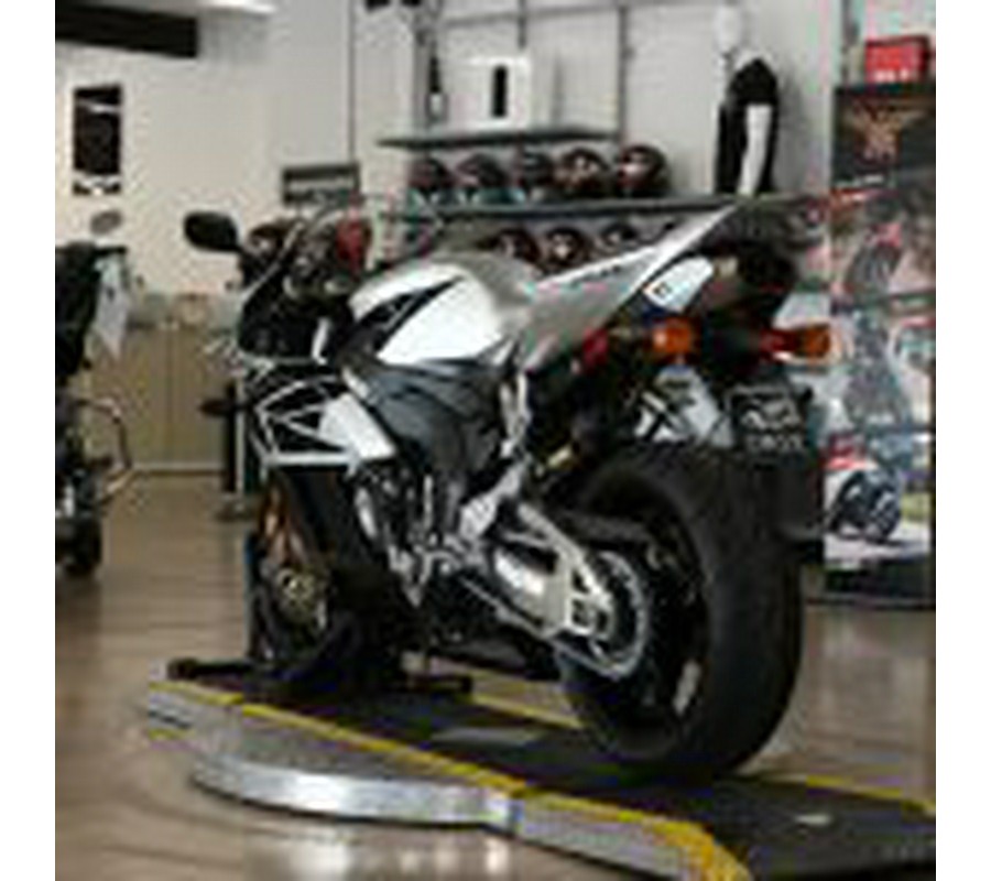 2004 Honda CBR1000RR