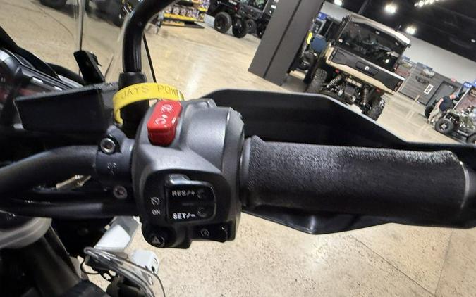 2017 Triumph Explorer XCx