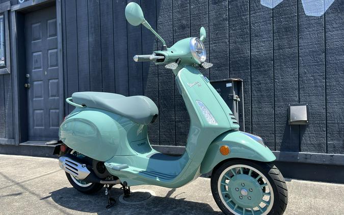 2027 Vespa Primavera 150 80th Anniversario