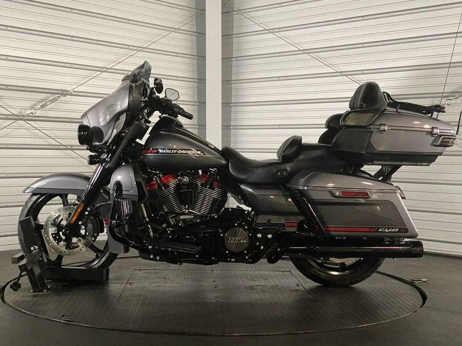 2020 Harley-Davidson® FLHTKSE - CVO™ Limited