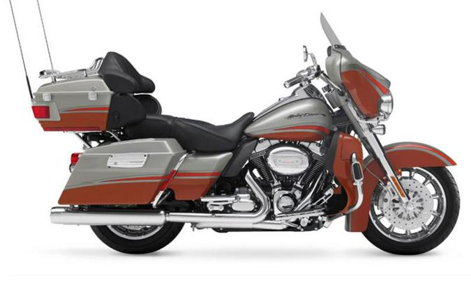 2009 Harley-Davidson® FLHTCUSE - CVO™ Ultra Classic® Electra Glide