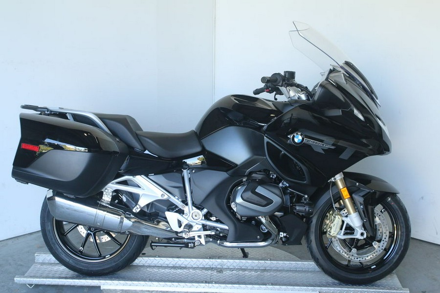 2024 BMW R 1250 RT Triple Black