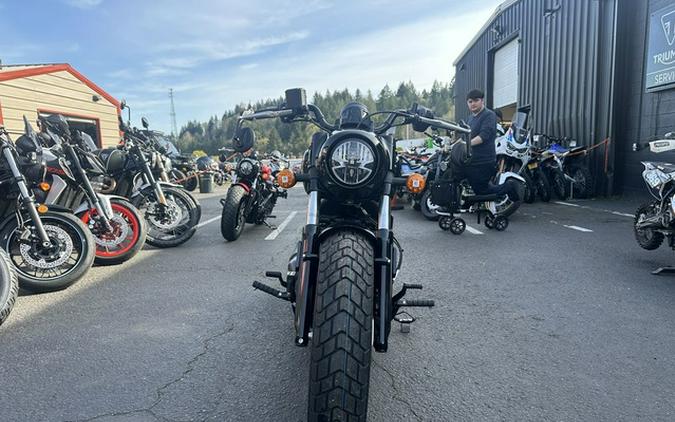 2025 Indian Scout Bobber Black Metallic