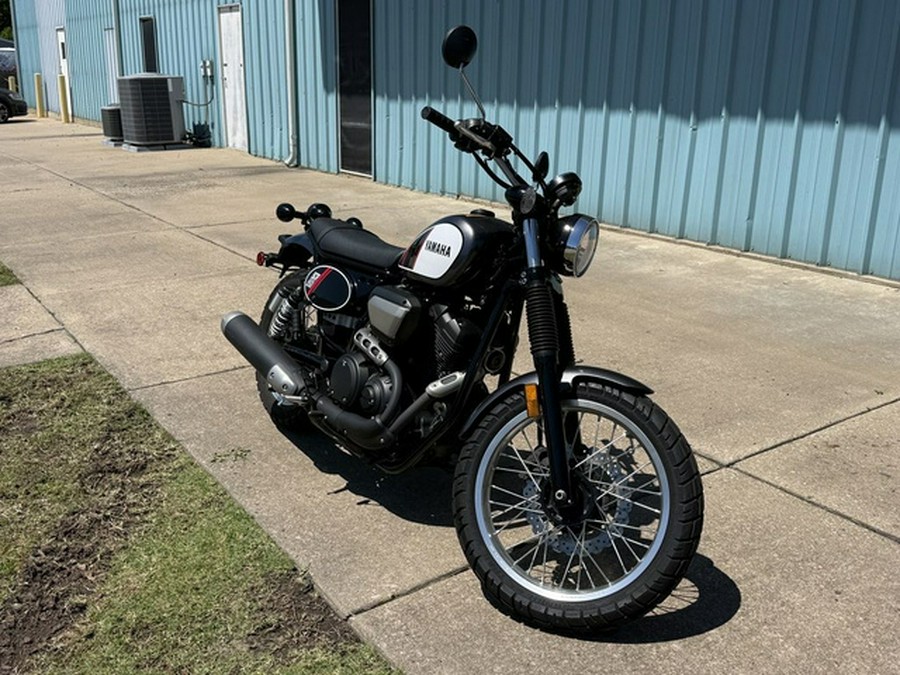 2017 Yamaha SCR 950