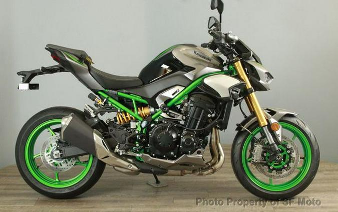 2025 Kawasaki Z900 SE ABS