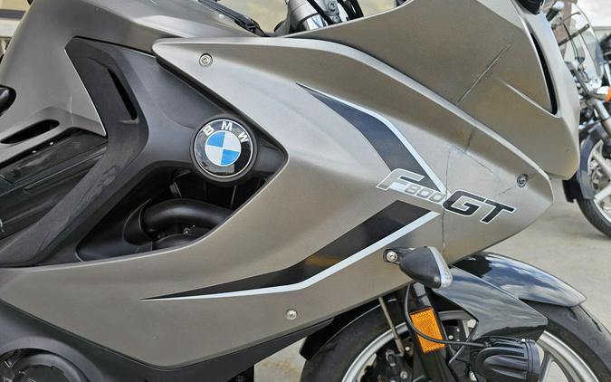 16FT 2016 F 800 GT