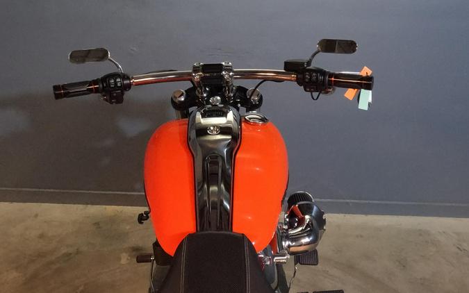 2023 Harley-Davidson Breakout Baja Orange