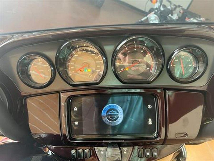 2019 Harley-Davidson Street Glide CVO