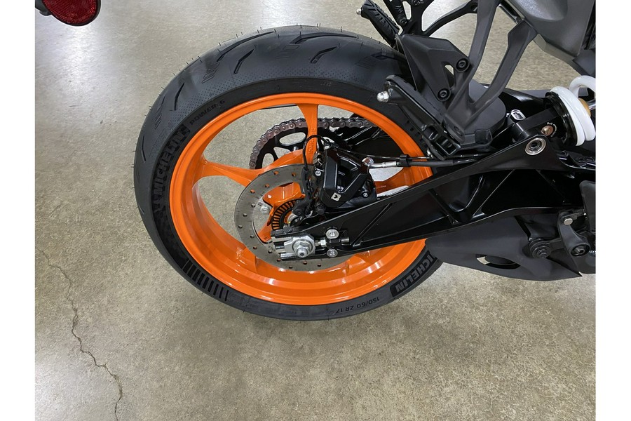 2024 KTM 390 DUKE