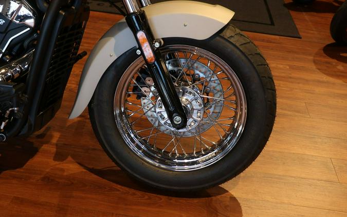 2025 Indian Motorcycle® Scout® Classic Limited +Tech Silver Quartz Smoke