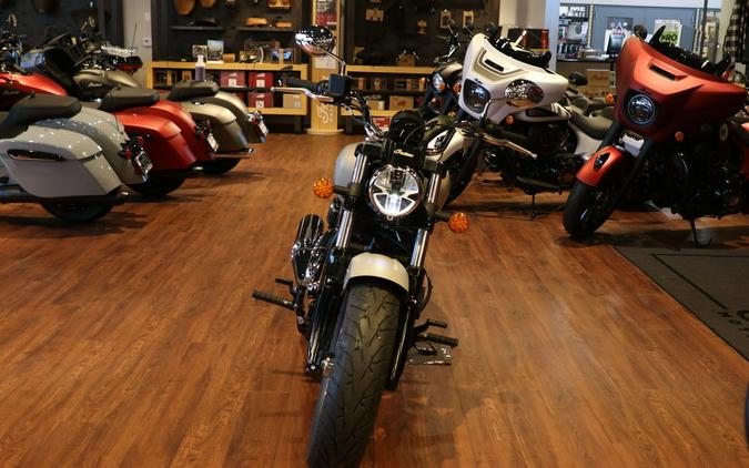 2025 Indian Motorcycle® Scout® Classic Limited +Tech Silver Quartz Smoke