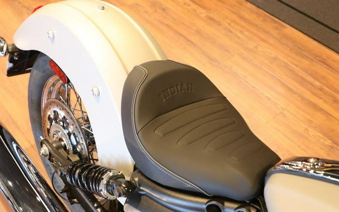 2025 Indian Motorcycle® Scout® Classic Limited +Tech Silver Quartz Smoke