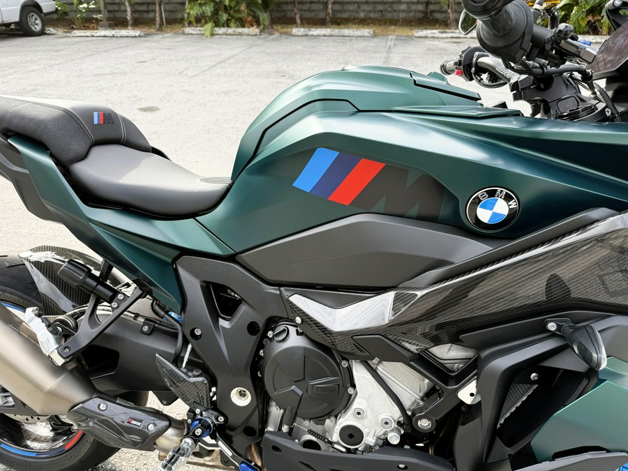 2026 BMW M 1000 XR