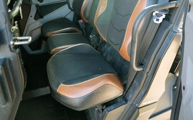 2022 Can-Am® Defender MAX Lone Star HD10