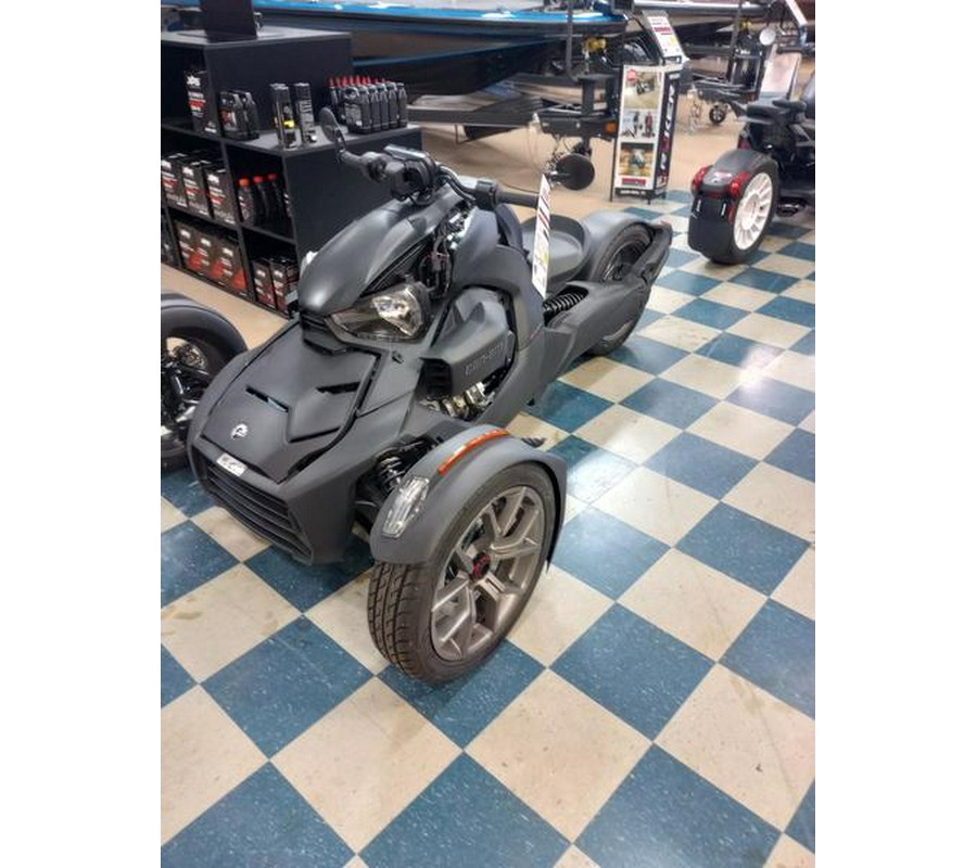 2023 Can-Am® Ryker Rotax 900 ACE Classic Panels