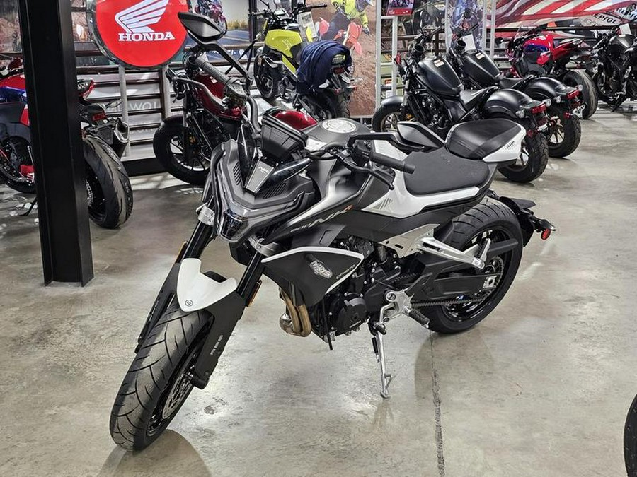 2024 CFMoto 800NK