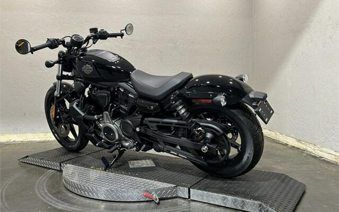 Harley-Davidson Nightster™ 2023 RH975 977702 REDLINE RED