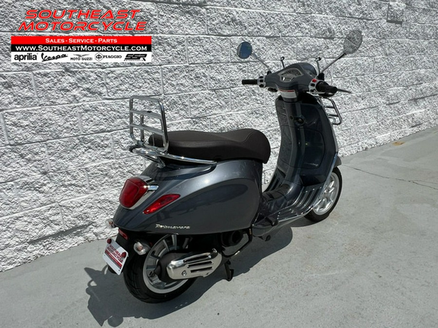 2022 Vespa Primavera 50 Touring